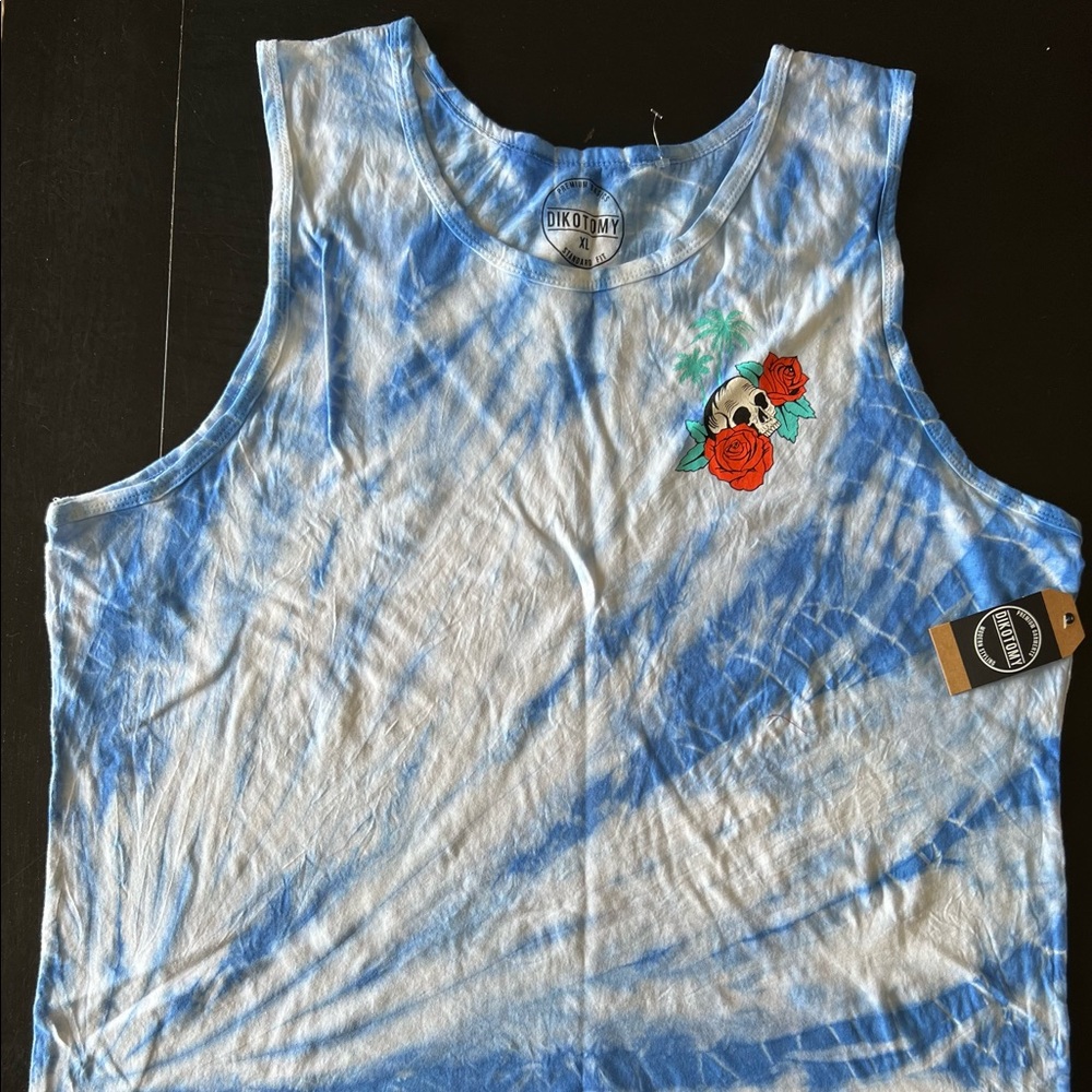 Dikotomy tie-dye tank top. 100% cotton